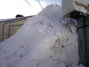 snow_pile2015